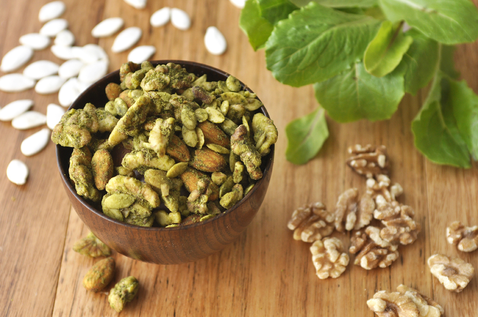 Spinach Pesto Sprouted Nut Blend