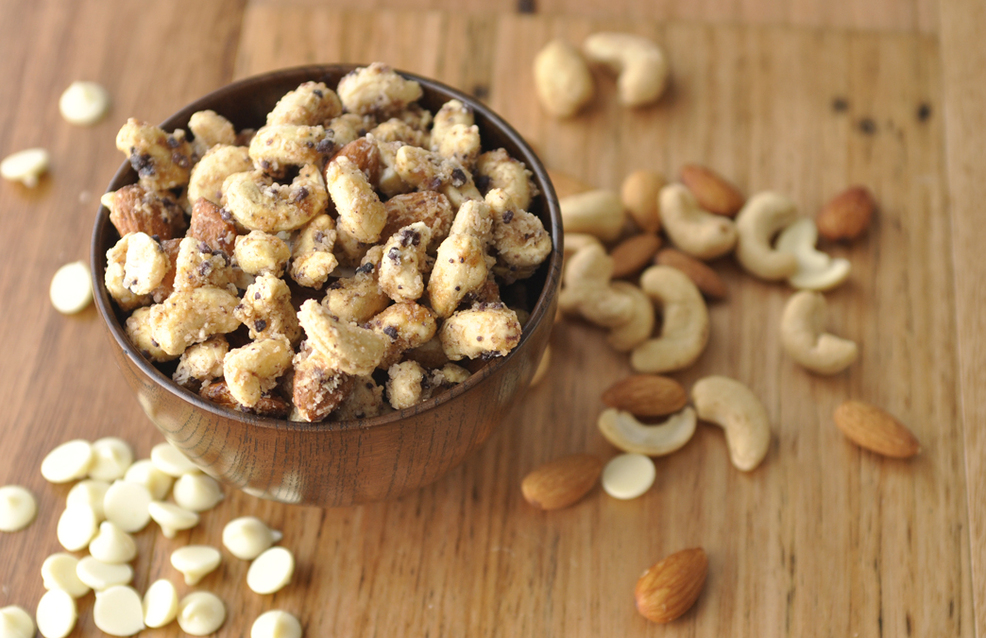 White Chocolate Sprouted Nut Blend
