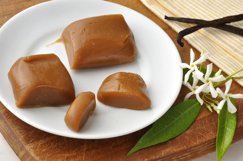 Vanilla Bean Sea Salt Caramel Bars